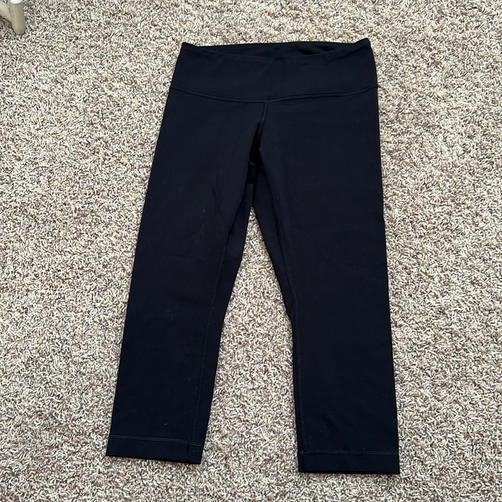 Lululemon Wunder Under Crops